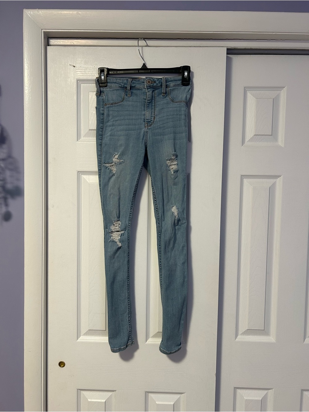 Hollister Light Wash Ripped Skinny Jeans